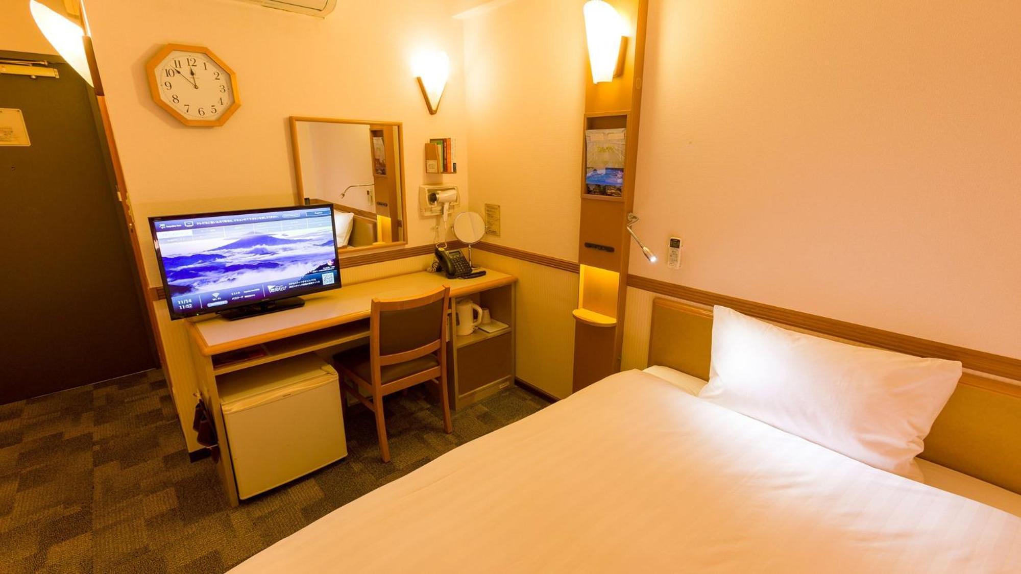 Toyoko Inn Tokyo Ikebukuro Kita-Guchi No.1 Zimmer foto